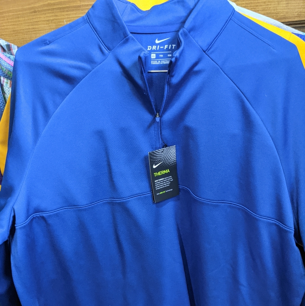 NWT Nike Dri-fit golf pull over 1/4 zip jacket WOW